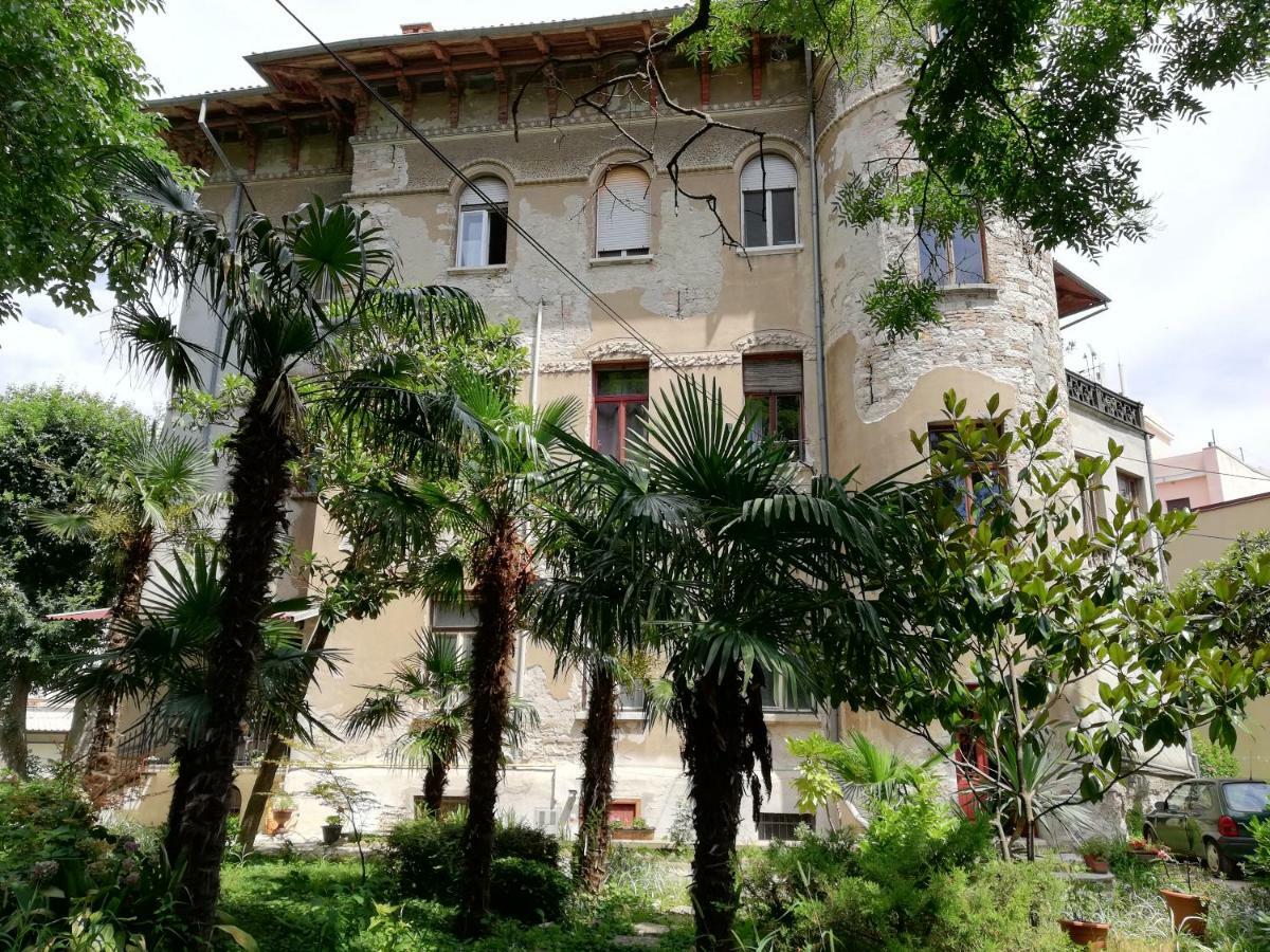 Apartment In The Top Center Of Old Town Pula Exteriér fotografie